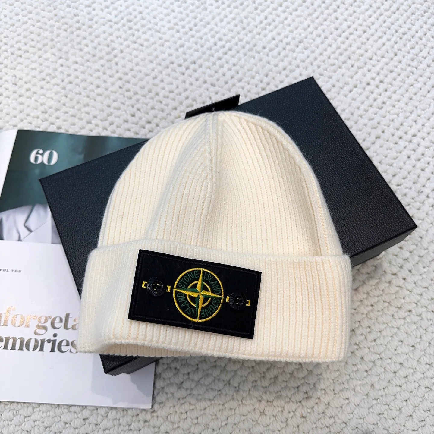 P60 Trendy brand Stone Island STONE classic popular cashmere wool knitted hat New autumn and winter cashmere woolen hat, men and women cold hat, Little Red Riding Hood popular style